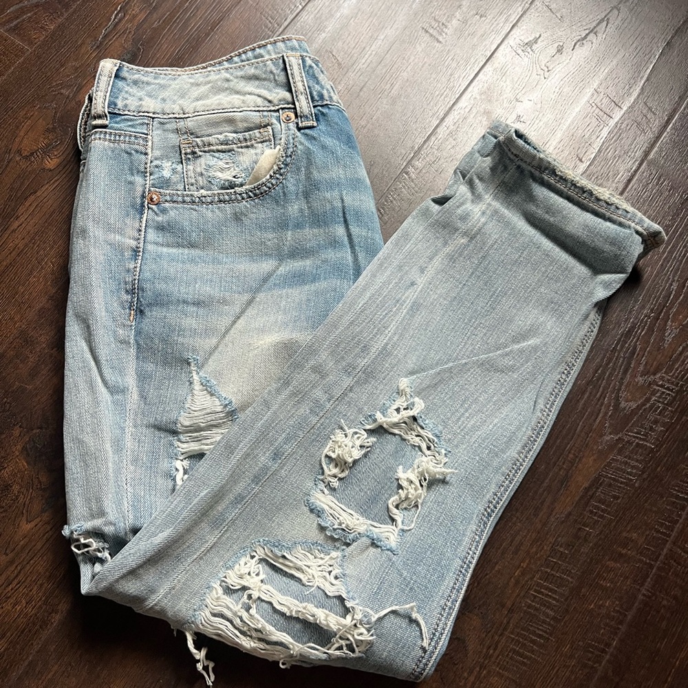 American Eagle Tomgirl Jeans 2 extra short